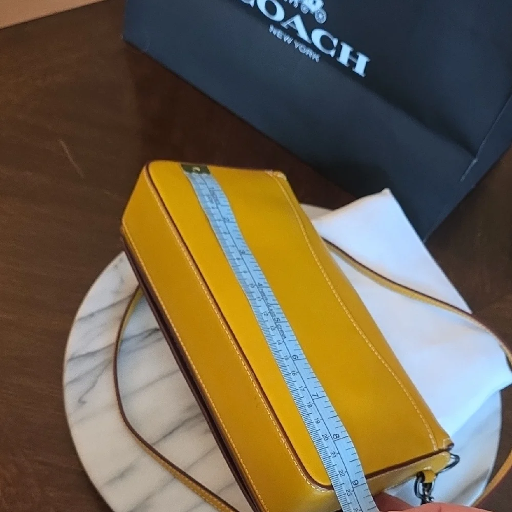 Coach 1941 Dinky Glovetanned Leather, Antique Black Hadware, Includes Dusty! - Picture 10 of 17